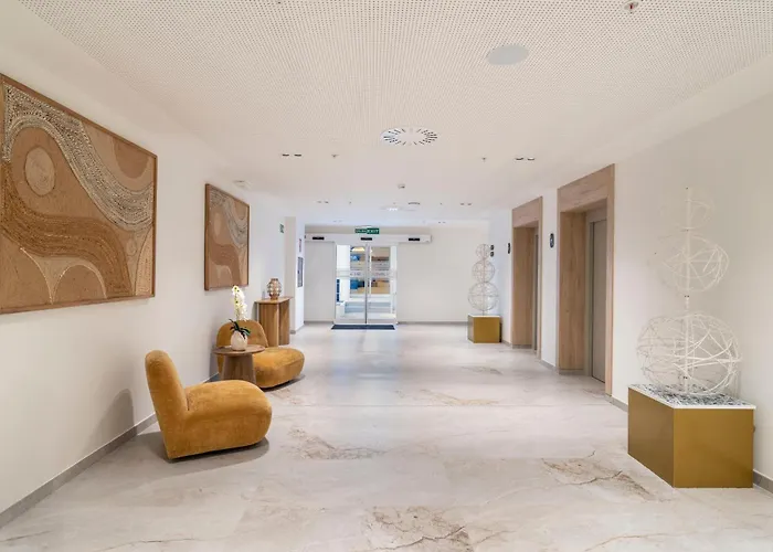 Hotel Sh